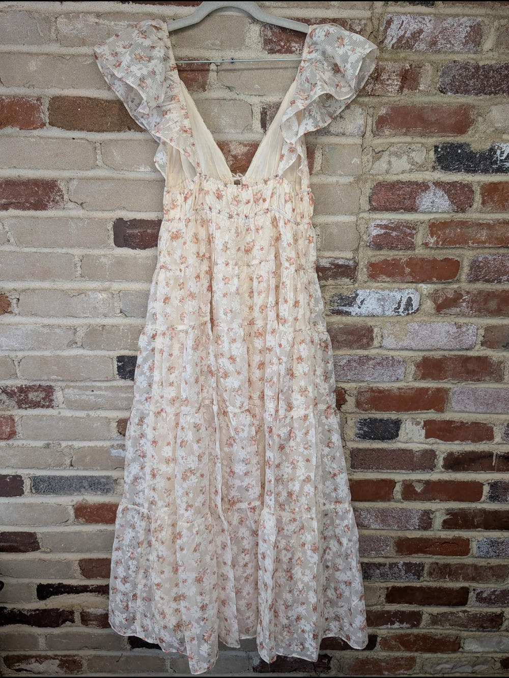 Storia Cream Maxi Dress with Peach Floral Print - Picture 4 of 4